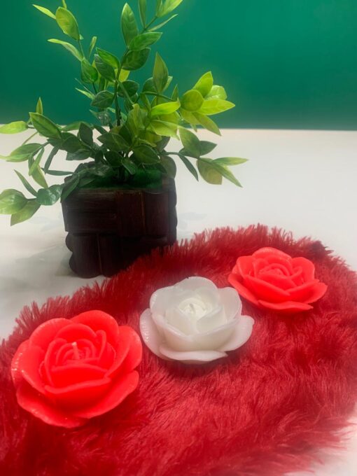 Rose-Shaped Candles – Red & White - Image 2